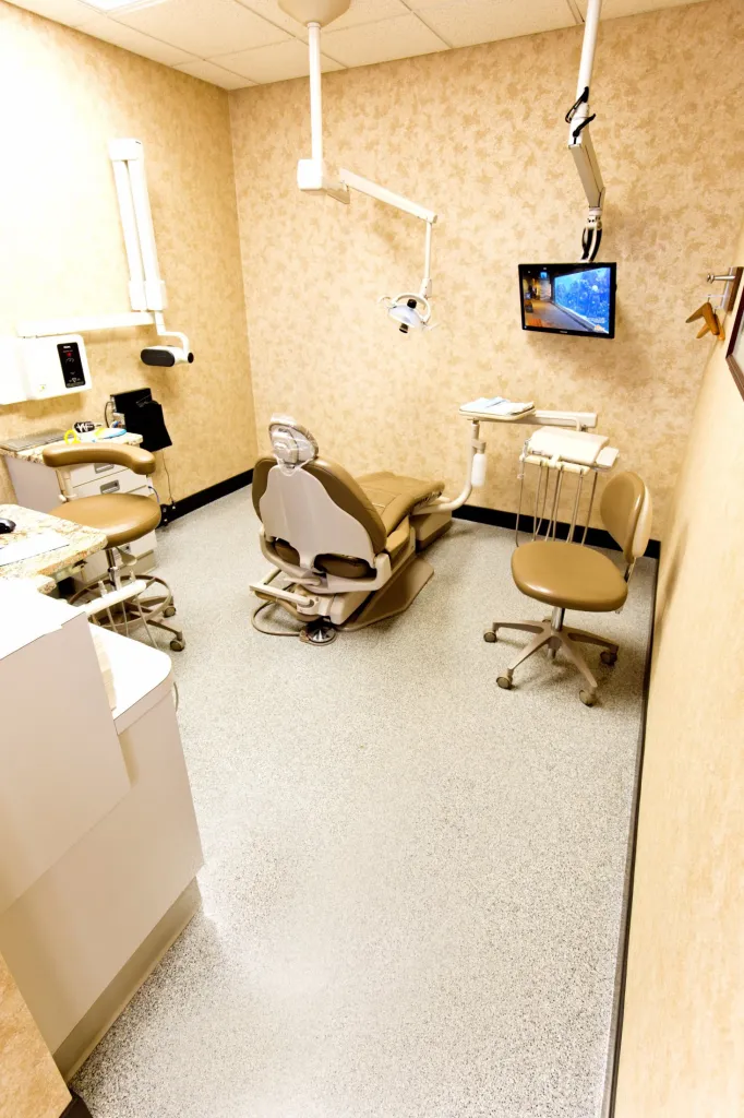 Exam room of {PRACTICE_NAME} in North Oak